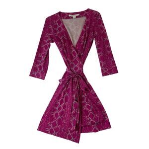 Diane von Furstenberg women's Long Sleeve Pink Snake Skin Print Short Wrap Dress